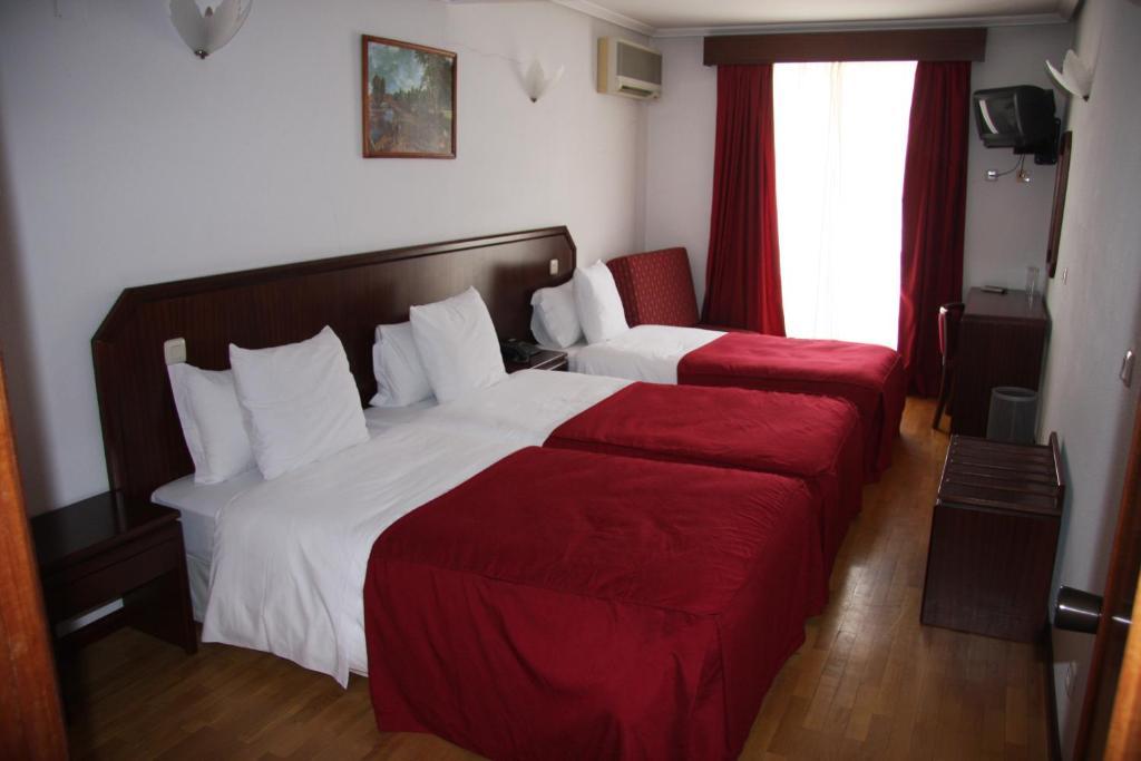 Hotel Turismo Miranda Miranda do Douro Pokoj fotografie